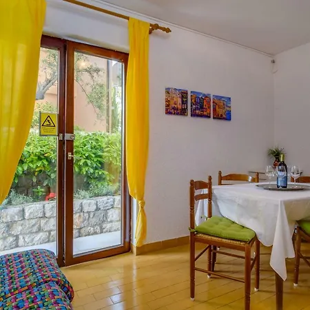Maris Apartamento Mali Lošinj