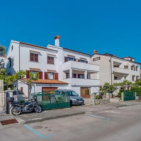 Maris Apartman