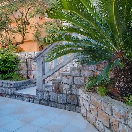 Maris Apartman