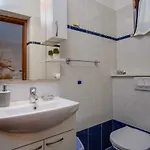 Maris Apartament *