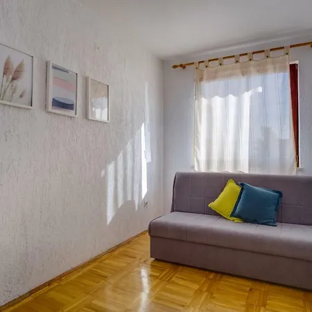 Apartment Maris