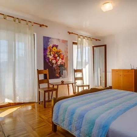 Maris Apartment Mali Losinj
